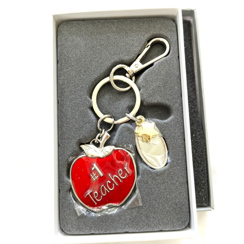 THANK YOU GIFT‎ FOR TEACHER Apple Key Chain New In Box